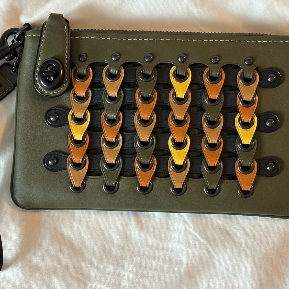 Coach CBK link wristlet 21 86922